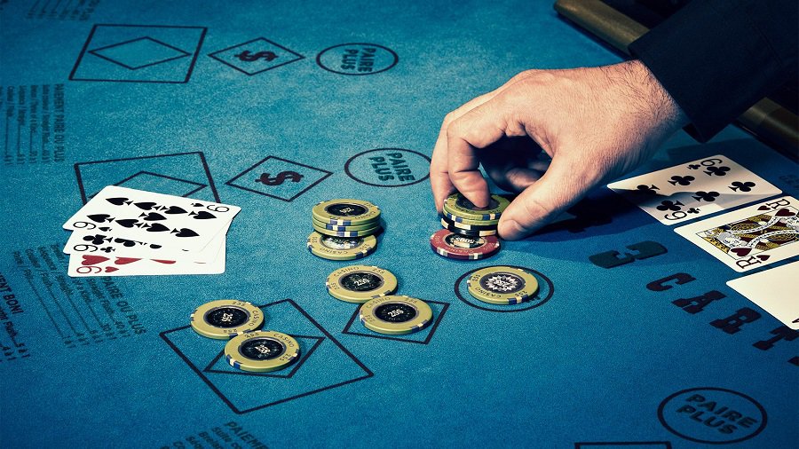 Từ những chuyên gia tìm ra cách thi đấu Poker hiệu quả - Hình 2